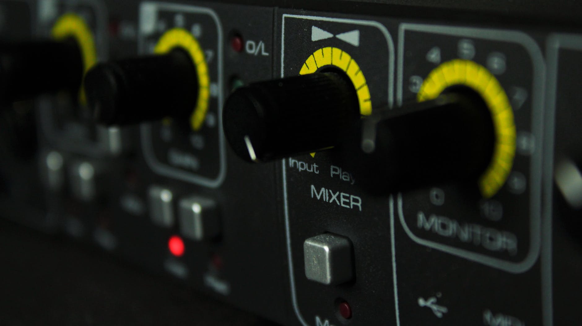 amplifier analogue audio blur